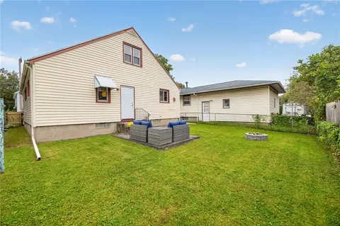 Exterior - 87 Knapp Ave, Irondequoit, NY 14609 photo 3 of 6