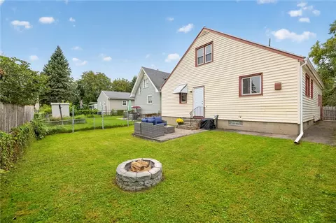 Exterior - 87 Knapp Ave, Irondequoit, NY 14609 photo 4 of 6