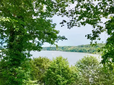 View/Area - 97 Vinton Rd, Irondequoit, NY 14622 photo 7 of 12