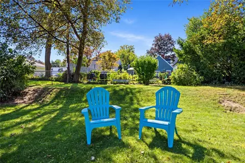 Exterior - 97 Vinton Rd, Irondequoit, NY 14622 photo 4 of 12