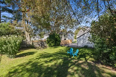 Exterior - 97 Vinton Rd, Irondequoit, NY 14622 photo 10 of 12