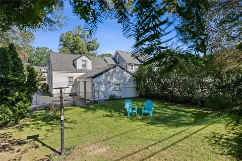 Exterior - 97 Vinton Rd, Irondequoit, NY 14622 photo 7 of 12