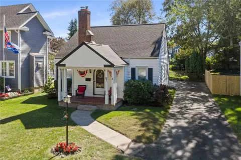 Exterior - 97 Vinton Rd, Irondequoit, NY 14622 photo 3 of 12