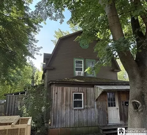 86 E Apt Hf E Hanover St, Wellsville, NY 14895