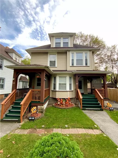 225-227 Earl St, Rochester, NY 14611