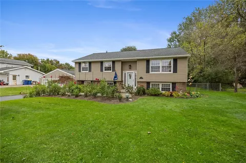 754 Pinnacle Rd, Pittsford, NY 14534