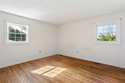 Bedroom - 163 Campus Dr, Cobleskill, NY 12043 photo 3 of 3