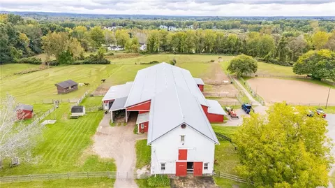3409 Rush Mendon Rd, Honeoye Falls, NY 14472
