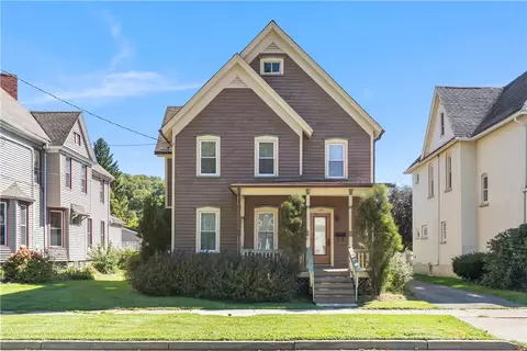 13 Pearl St, Hornell, NY 14843