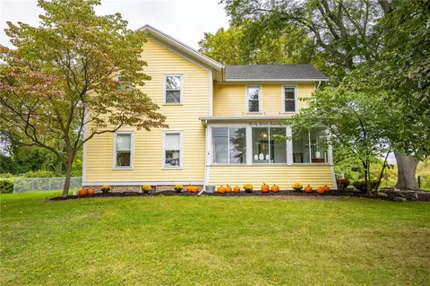 4774 Lyell Rd, Ogden, NY 14559