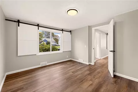 Bedroom - 468 Spencer Rd, Irondequoit, NY 14609 photo 2 of 3