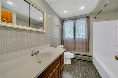 Bath - 555 Elm Street Ext, Ithaca, NY 14850 photo 1 of 1