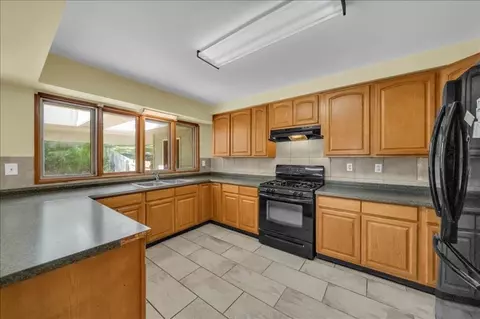 Kitchen - 555 Elm Street Ext, Ithaca, NY 14850 photo 1 of 3