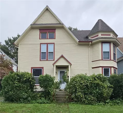 26 Tracy Ave, Batavia, NY 14020
