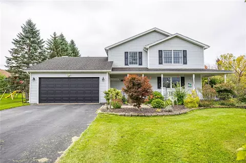 2132 Kenyon Rd, Ontario, NY 14519