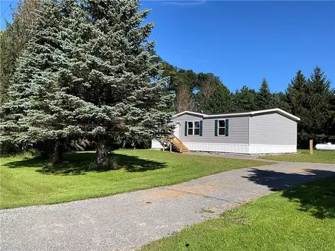 2553 Sawyer Rd, Gaines, NY 14477