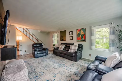 Living - 151 Salt Rd, Webster, NY 14580 photo 1 of 6