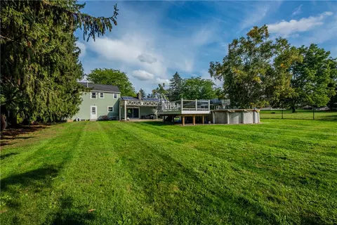 Exterior - 151 Salt Rd, Webster, NY 14580 photo 12 of 12