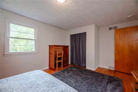 Bedroom - 151 Salt Rd, Webster, NY 14580 photo 7 of 7