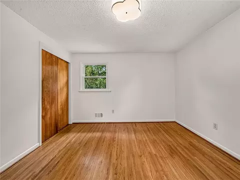 Bedroom - 227 Timrod Dr, Irondequoit, NY 14617 photo 2 of 7