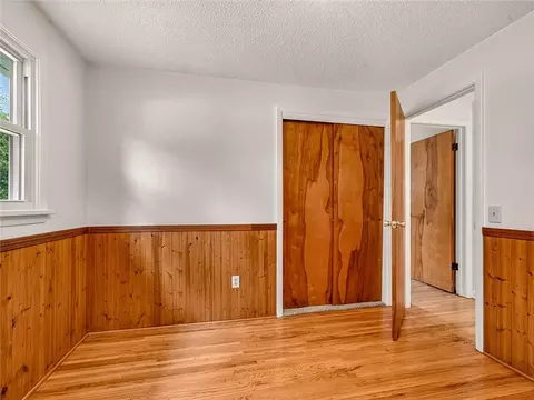 Bedroom - 227 Timrod Dr, Irondequoit, NY 14617 photo 5 of 7