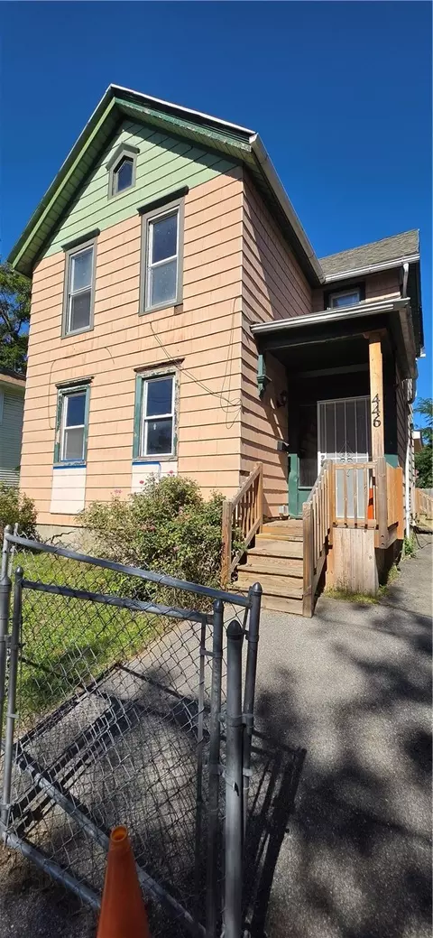 446 Tremont St, Rochester, NY 14608