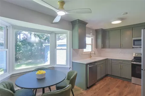 Kitchen - 539 Washington Ave, Irondequoit, NY 14617 photo 1 of 7