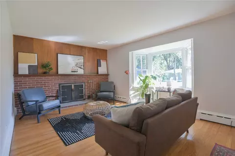 Living - 539 Washington Ave, Irondequoit, NY 14617 photo 2 of 6