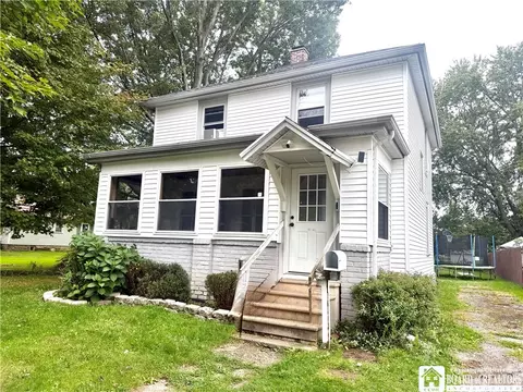 118 Prospect St, Pomfret, NY 14063
