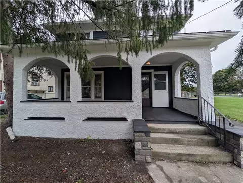 1113 Lake St, Elmira, NY 14901