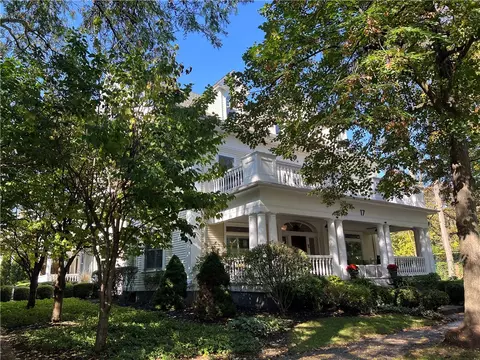 17 Sibley Place Un #03, Rochester, NY 14607