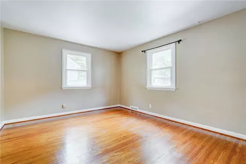 Bedroom - 272 Cinnabar Rd, Irondequoit, NY 14617 photo 1 of 4