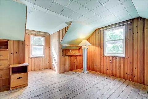 Bedroom - 272 Cinnabar Rd, Irondequoit, NY 14617 photo 4 of 4