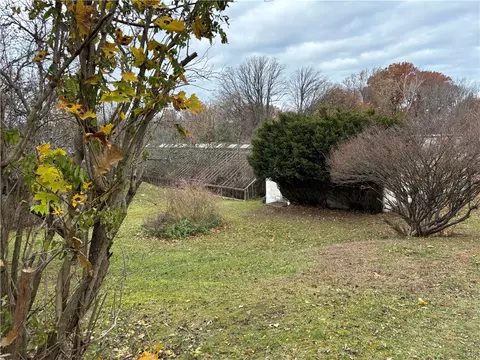 Exterior - 1339 Stanton Ln, Irondequoit, NY 14617 photo 7 of 9