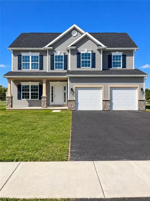 23 Royal Aberdeen Ln, West Henrietta, NY 14586