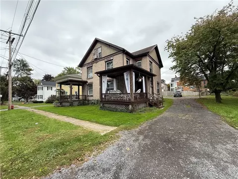 49 Miller St, Seneca Falls, NY 13148