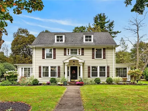 906 W Water St, Elmira, NY 14905