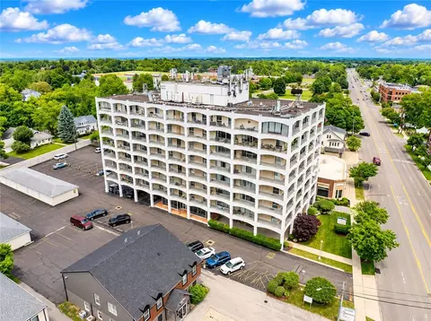 5854 Main St #501, Amherst, NY 14221