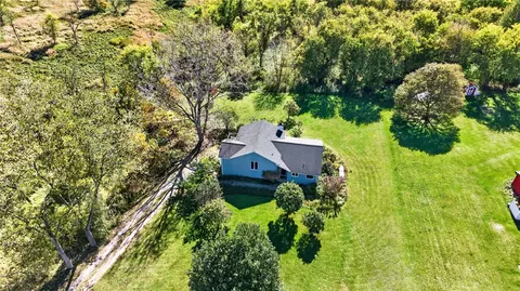 30 Semmel Rd, Honeoye Falls, NY 14472