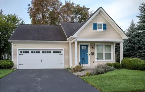 3 Brookscrest Way, Rochester, NY 14611