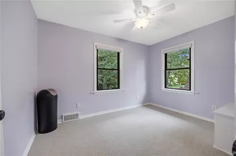 Bedroom - 124 Parkside Cres, Irondequoit, NY 14617 photo 4 of 5