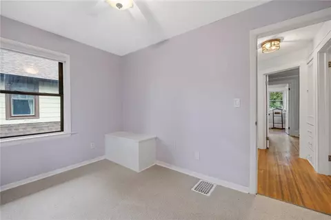Bedroom - 124 Parkside Cres, Irondequoit, NY 14617 photo 5 of 5