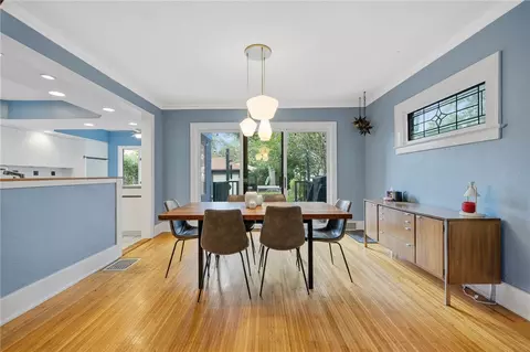 Dining - 124 Parkside Cres, Irondequoit, NY 14617 photo 4 of 4