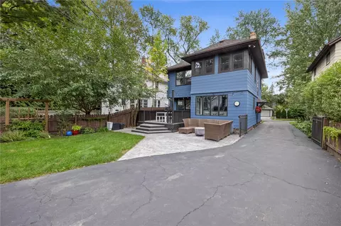 Exterior - 124 Parkside Cres, Irondequoit, NY 14617 photo 10 of 11