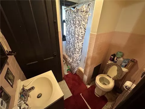 Bath - Undisclosed, Rochester, NY 14621 photo 1 of 2