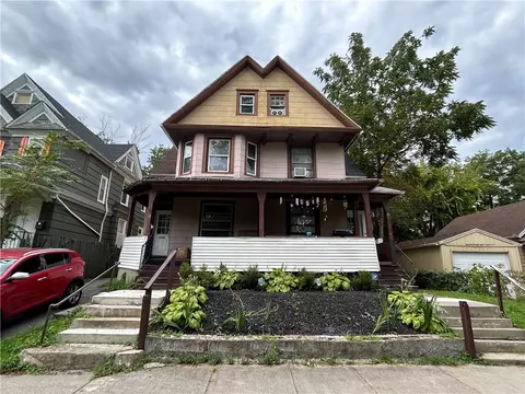 13-15 Brooklyn St, Rochester, NY 14613