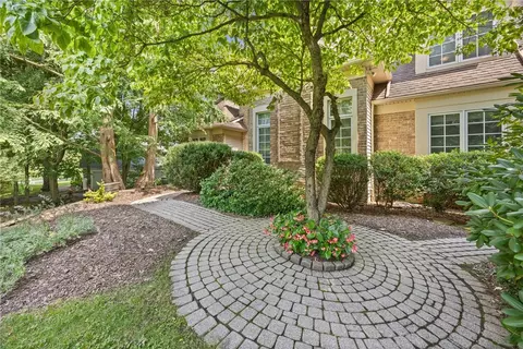 14 Barrington Hls, Pittsford, NY 14534