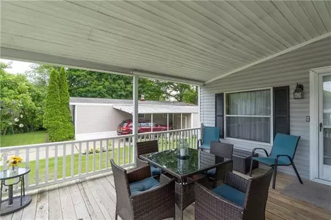 Exterior - 10 Hickory St, Bath, NY 14810 photo 5 of 9