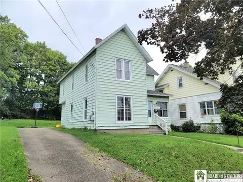 376 S Main St, Jamestown, NY 14701