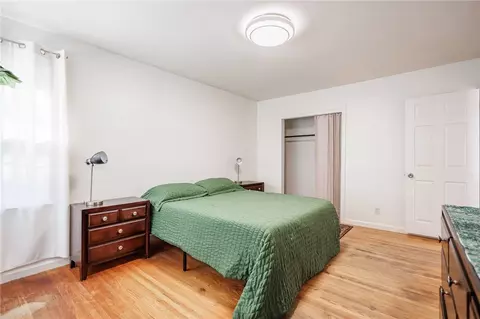 Bedroom - 281 Pardee Rd, Irondequoit, NY 14609 photo 2 of 4